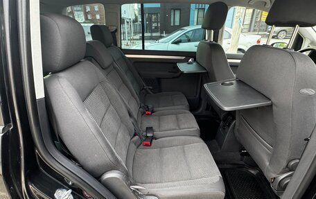 Volkswagen Touran III, 2005 год, 499 000 рублей, 21 фотография