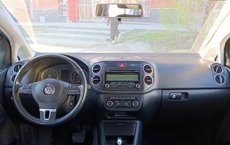 Volkswagen Golf Plus II, 2011 год, 630 000 рублей, 3 фотография