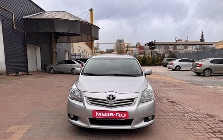 Toyota Verso I, 2012 год, 980 000 рублей, 2 фотография