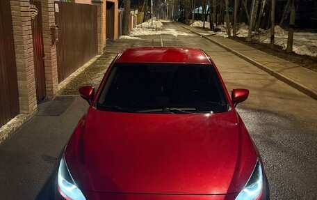 Mazda 3, 2017 год, 1 400 000 рублей, 2 фотография