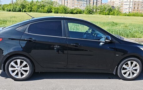 Hyundai Solaris II рестайлинг, 2012 год, 900 000 рублей, 8 фотография