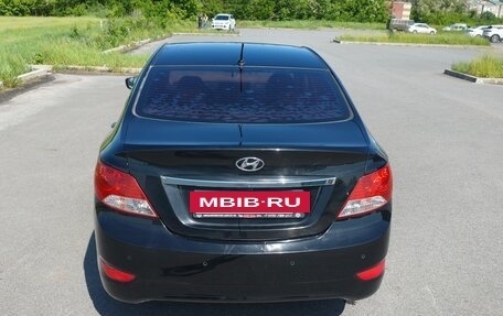 Hyundai Solaris II рестайлинг, 2012 год, 900 000 рублей, 6 фотография