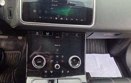 Land Rover Range Rover Velar I, 2018 год, 3 900 000 рублей, 15 фотография