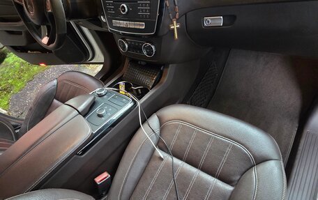 Mercedes-Benz GLE, 2017 год, 3 200 000 рублей, 10 фотография