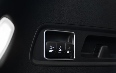 Mercedes-Benz GLS, 2025 год, 15 990 000 рублей, 39 фотография