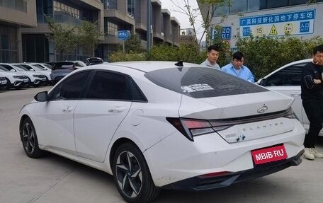 Hyundai Elantra, 2022 год, 1 300 635 рублей, 3 фотография