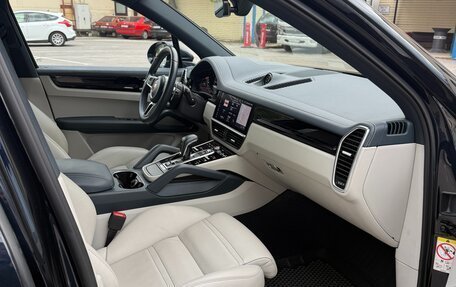Porsche Cayenne III, 2019 год, 10 000 000 рублей, 10 фотография