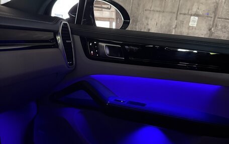 Porsche Cayenne III, 2019 год, 10 000 000 рублей, 26 фотография
