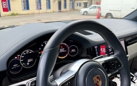 Porsche Cayenne III, 2019 год, 10 000 000 рублей, 18 фотография