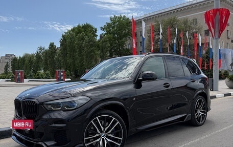 BMW X5, 2022 год, 8 900 000 рублей, 2 фотография