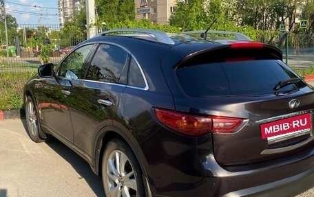 Infiniti FX II, 2012 год, 2 900 000 рублей, 3 фотография