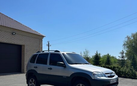 Chevrolet Niva I рестайлинг, 2013 год, 595 000 рублей, 3 фотография