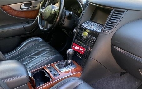 Infiniti FX II, 2012 год, 2 900 000 рублей, 11 фотография
