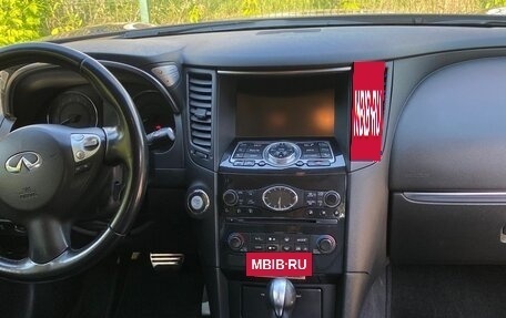 Infiniti FX II, 2012 год, 2 900 000 рублей, 12 фотография