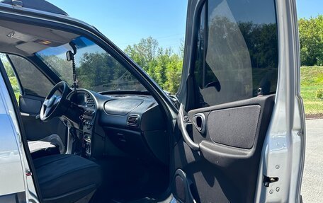 Chevrolet Niva I рестайлинг, 2013 год, 595 000 рублей, 14 фотография
