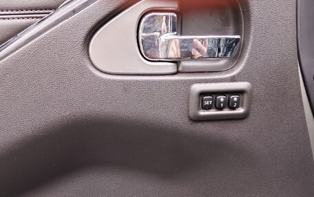 Nissan Pathfinder, 2011 год, 1 560 000 рублей, 17 фотография