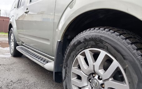 Nissan Pathfinder, 2011 год, 1 560 000 рублей, 10 фотография