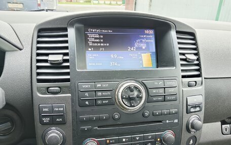 Nissan Pathfinder, 2011 год, 1 560 000 рублей, 21 фотография