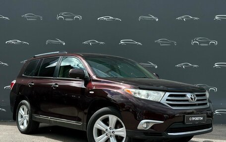 Toyota Highlander III, 2011 год, 1 997 300 рублей, 3 фотография