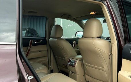 Toyota Highlander III, 2011 год, 1 997 300 рублей, 10 фотография