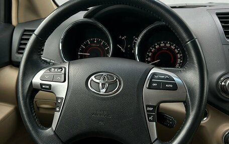 Toyota Highlander III, 2011 год, 1 997 300 рублей, 25 фотография