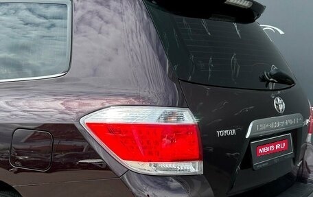 Toyota Highlander III, 2011 год, 1 997 300 рублей, 29 фотография