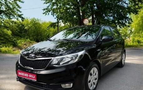 KIA Rio III рестайлинг, 2017 год, 1 050 000 рублей, 1 фотография