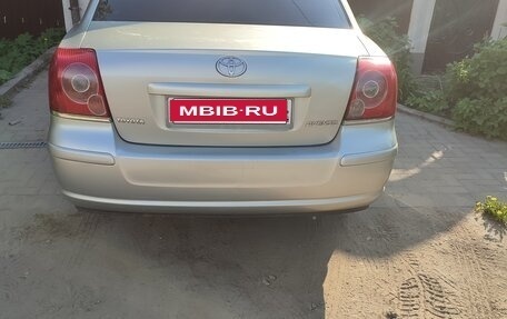 Toyota Avensis III рестайлинг, 2007 год, 750 000 рублей, 1 фотография
