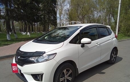 Honda Fit III, 2015 год, 1 010 000 рублей, 2 фотография