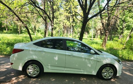 Hyundai Solaris II рестайлинг, 2016 год, 985 000 рублей, 4 фотография