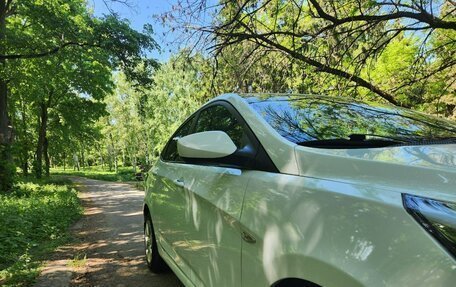 Hyundai Solaris II рестайлинг, 2016 год, 985 000 рублей, 2 фотография