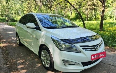 Hyundai Solaris II рестайлинг, 2016 год, 985 000 рублей, 3 фотография
