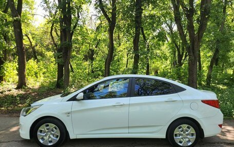 Hyundai Solaris II рестайлинг, 2016 год, 985 000 рублей, 10 фотография