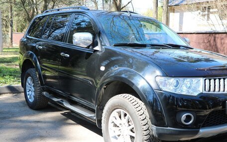 Mitsubishi Pajero Sport II рестайлинг, 2011 год, 2 800 000 рублей, 3 фотография