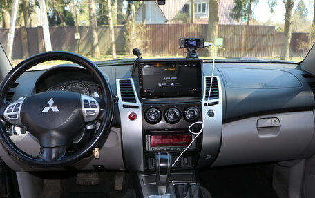 Mitsubishi Pajero Sport II рестайлинг, 2011 год, 2 800 000 рублей, 12 фотография
