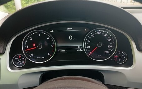 Volkswagen Touareg III, 2017 год, 4 000 000 рублей, 13 фотография