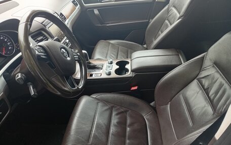 Volkswagen Touareg III, 2017 год, 4 000 000 рублей, 11 фотография