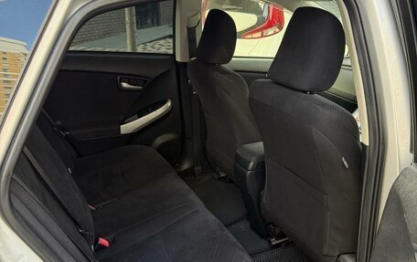 Toyota Prius, 2013 год, 1 135 000 рублей, 12 фотография