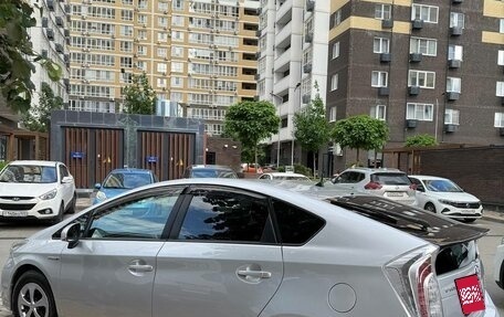 Toyota Prius, 2013 год, 1 135 000 рублей, 3 фотография