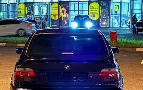 BMW 5 серия, 1998 год, 540 000 рублей, 3 фотография