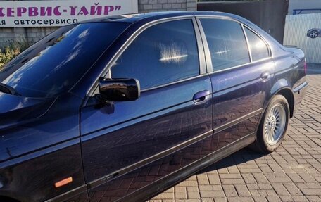 BMW 5 серия, 1998 год, 540 000 рублей, 11 фотография