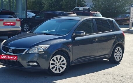 KIA cee'd I рестайлинг, 2010 год, 695 000 рублей, 7 фотография