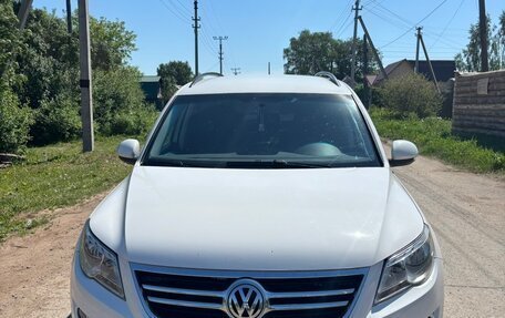 Volkswagen Tiguan I, 2010 год, 1 200 000 рублей, 3 фотография