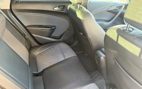 Opel Astra J, 2013 год, 840 000 рублей, 9 фотография