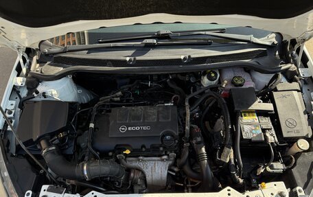 Opel Astra J, 2013 год, 840 000 рублей, 14 фотография