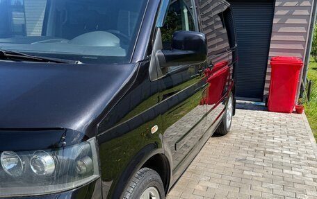 Volkswagen Multivan T5, 2008 год, 1 400 000 рублей, 2 фотография