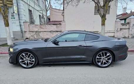 Ford Mustang VI рестайлинг, 2015 год, 2 900 000 рублей, 3 фотография