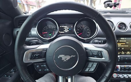 Ford Mustang VI рестайлинг, 2015 год, 2 900 000 рублей, 9 фотография