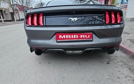 Ford Mustang VI рестайлинг, 2015 год, 2 900 000 рублей, 7 фотография