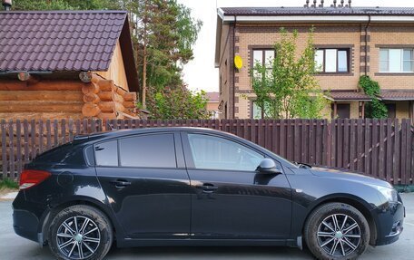 Chevrolet Cruze II, 2012 год, 700 000 рублей, 4 фотография
